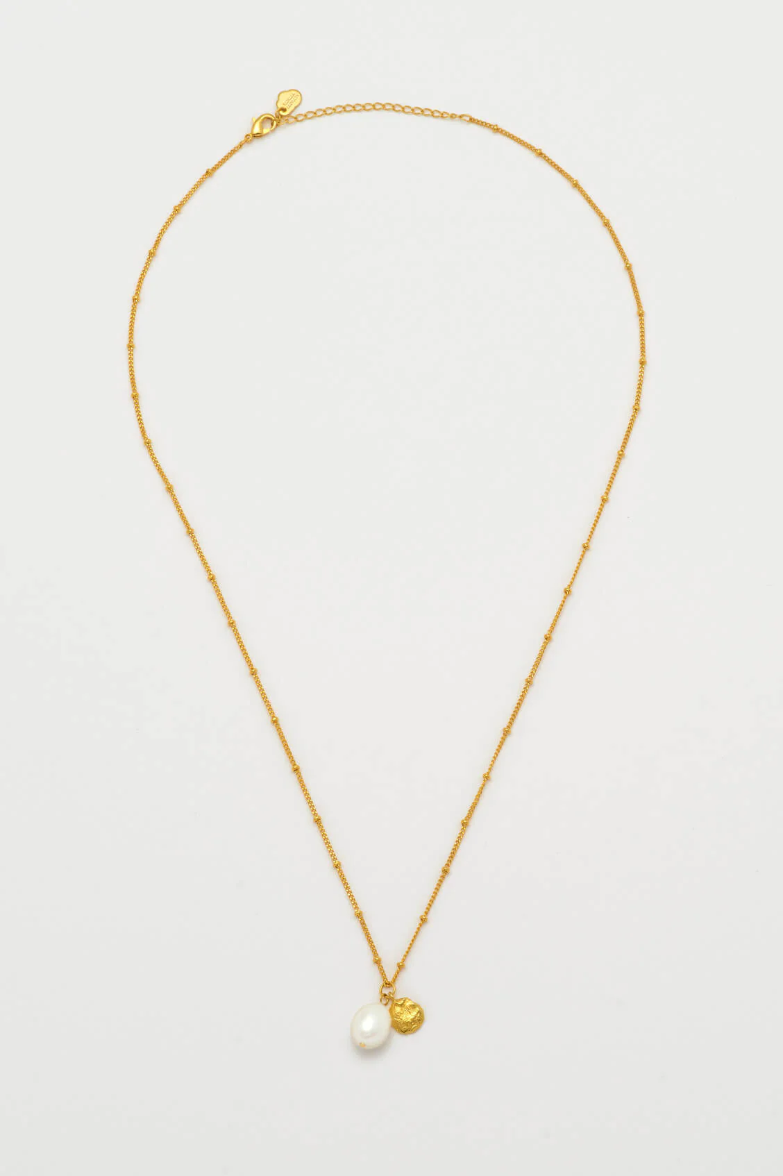 Double Charm Textured Coin and Baroque Pearl Necklace - Image 4